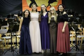 DSCF2012